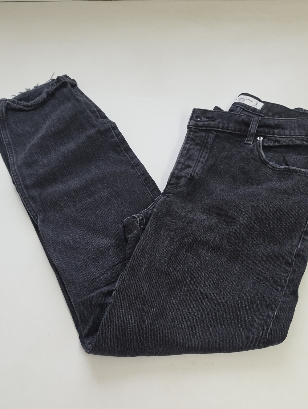 Abercrombie and Fitch the dad high rise black jeans